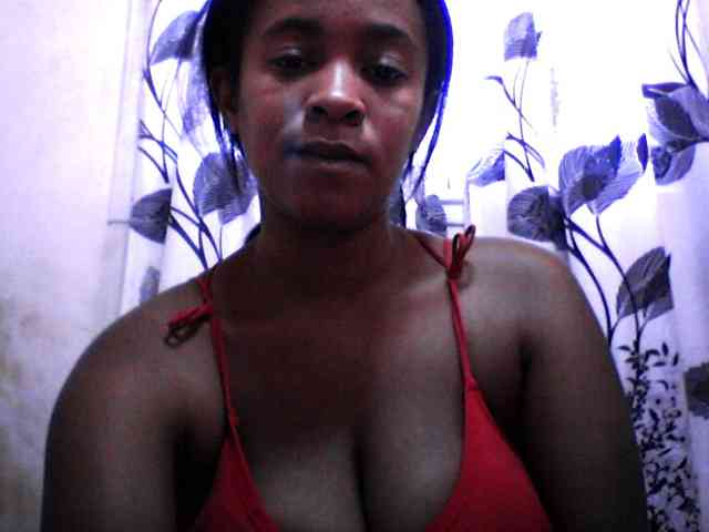 Modèle: silviaLaBombe