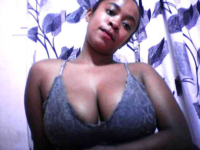 silviaLaBombe webcam