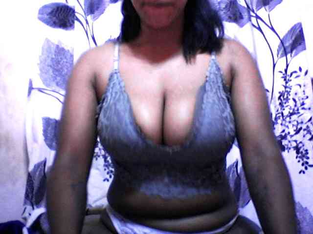 silviaLaBombe webcam