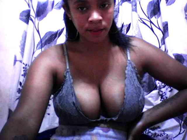 silviaLaBombe webcam