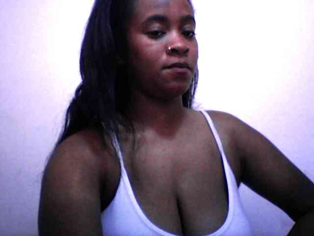 Model: Mayrah