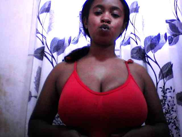 silviaLaBombe webcam