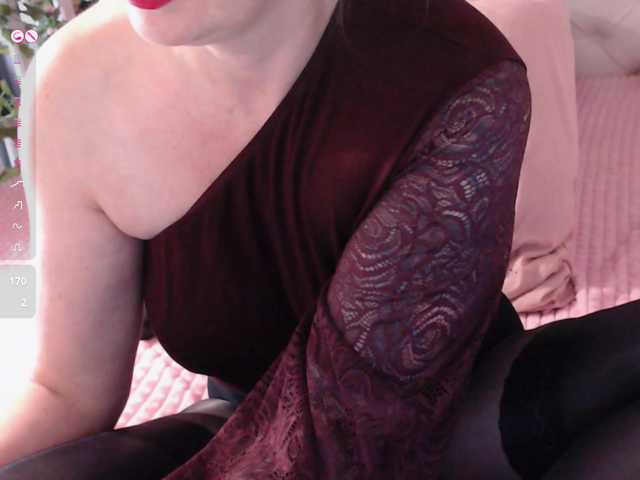 tashika live cam on BongaCams