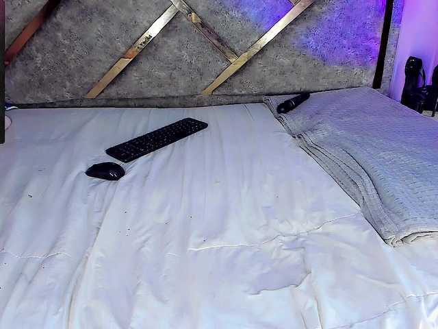 Gia21XXX live webcam show