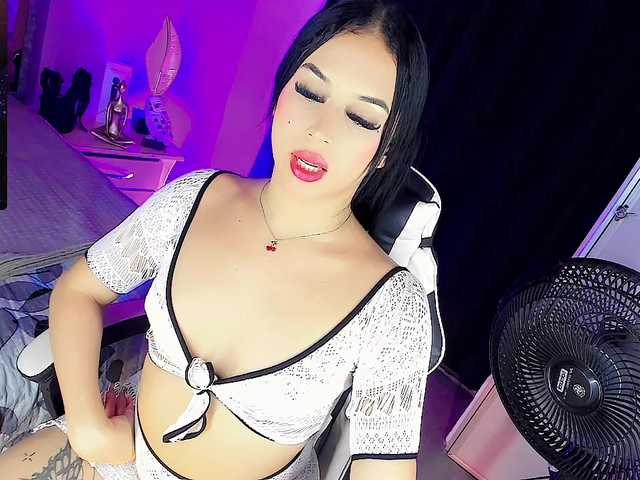 Gia21XXX live cam