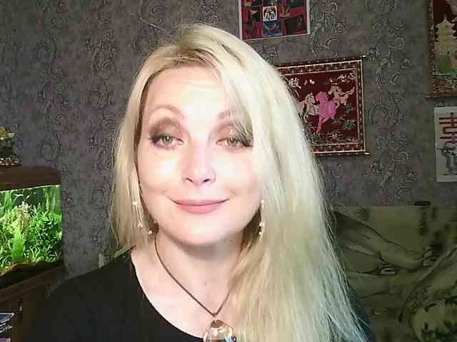 JanessNE webcam