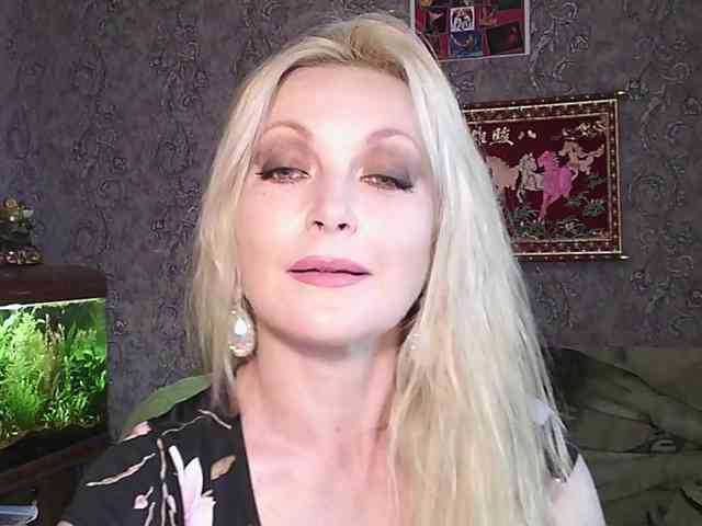 JanessNE webcam