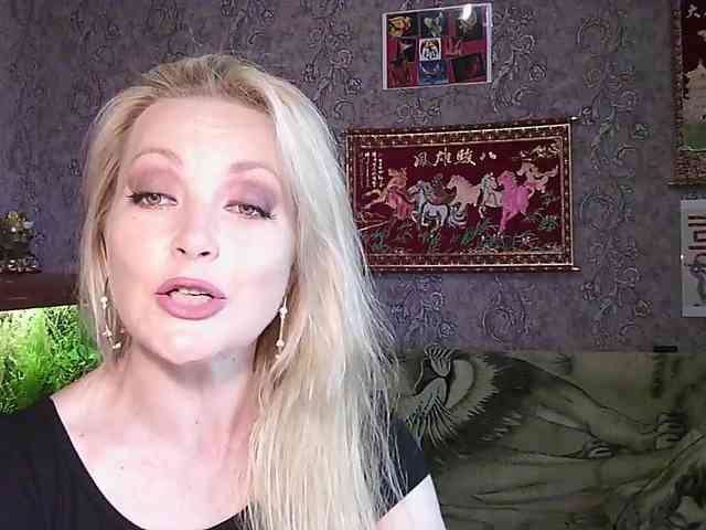 JanessNE webcam
