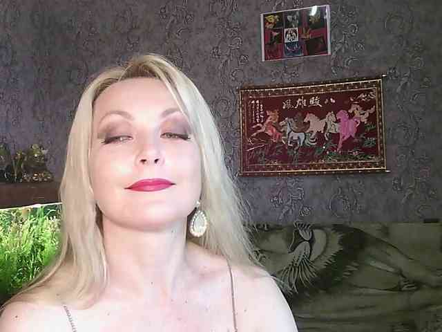 JanessNE webcam