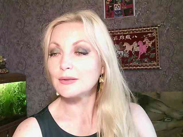 JanessNE webcam