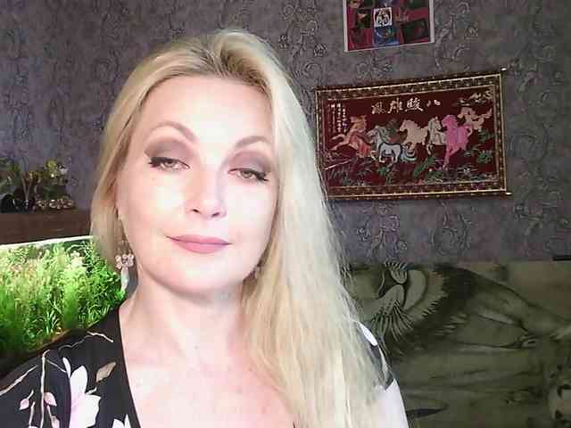 JanessNE webcam