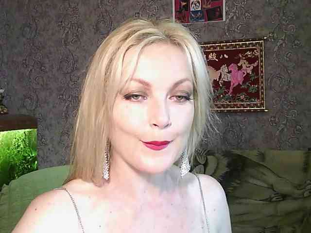 JanessNE webcam