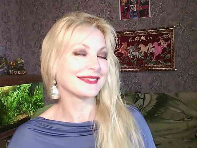 JanessNE webcam