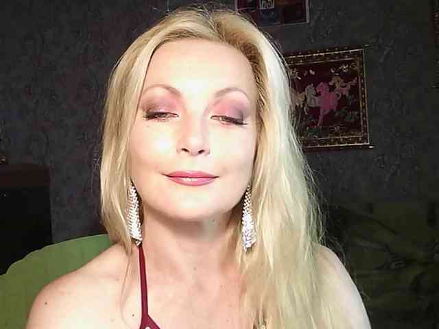 JanessNE webcam