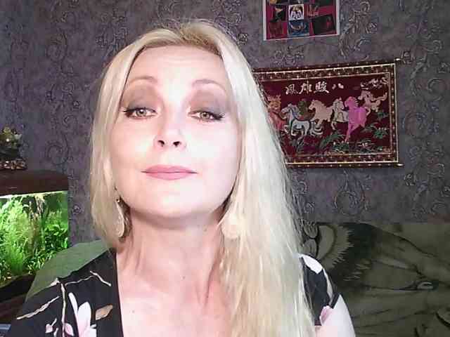 JanessNE webcam