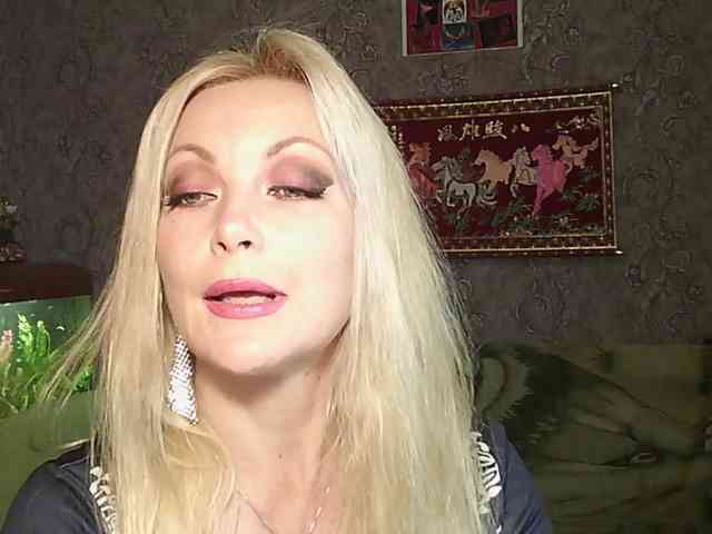 JanessNE webcam