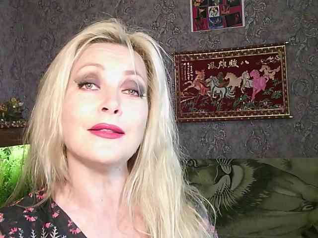 JanessNE webcam