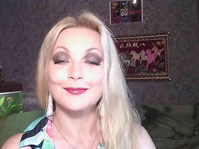 JanessNE webcam
