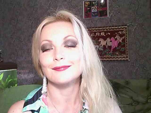 JanessNE webcam