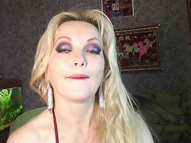 JanessNE webcam