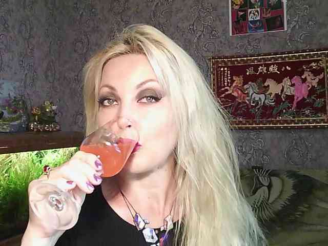 JanessNE webcam