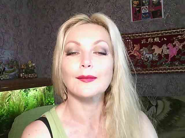 JanessNE webcam