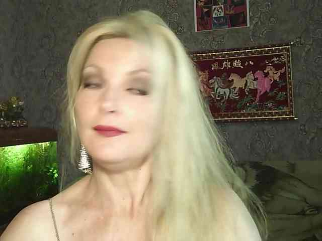 JanessNE webcam