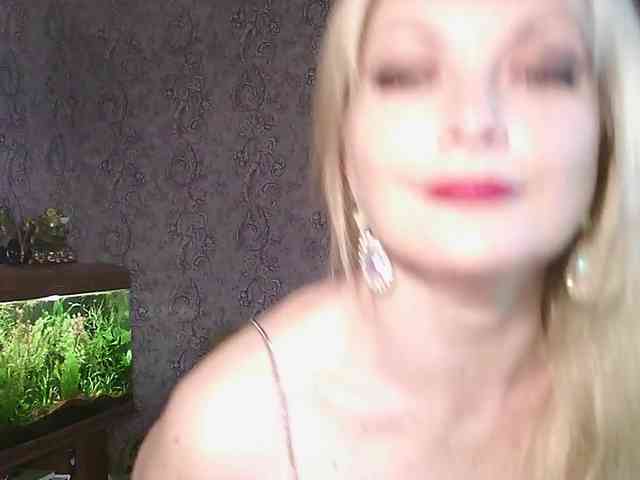 JanessNE webcam