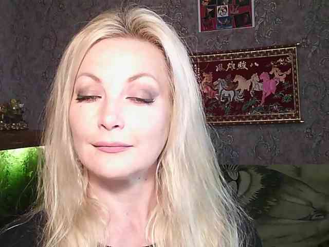JanessNE webcam