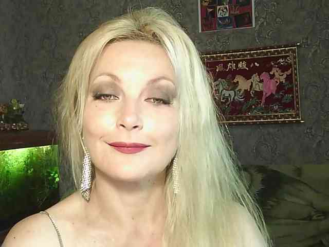 JanessNE webcam