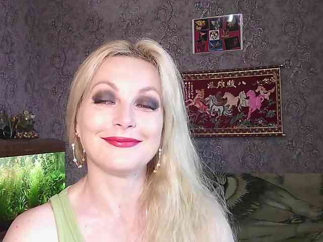 JanessNE webcam
