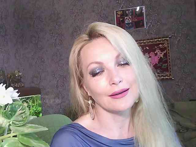 JanessNE webcam