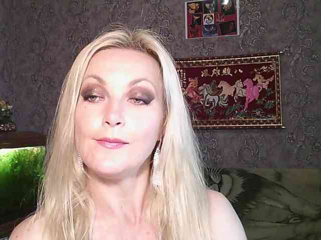 JanessNE webcam