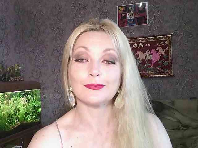 JanessNE webcam