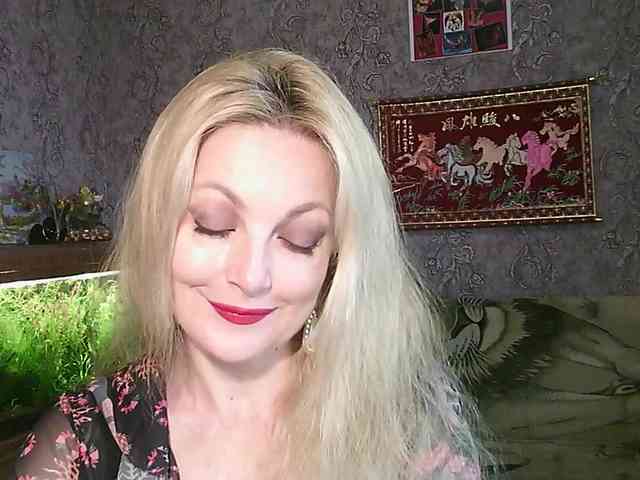 JanessNE webcam