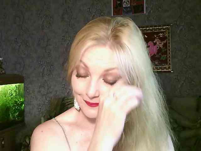JanessNE webcam