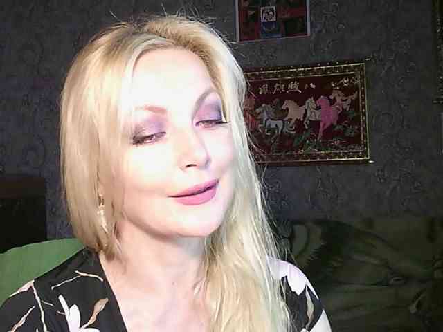 JanessNE webcam