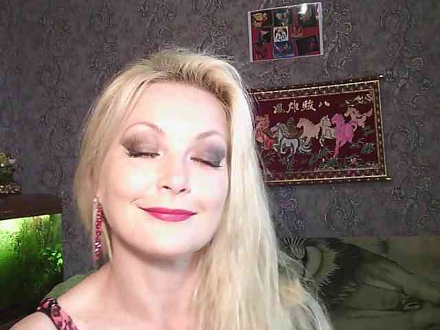 JanessNE webcam