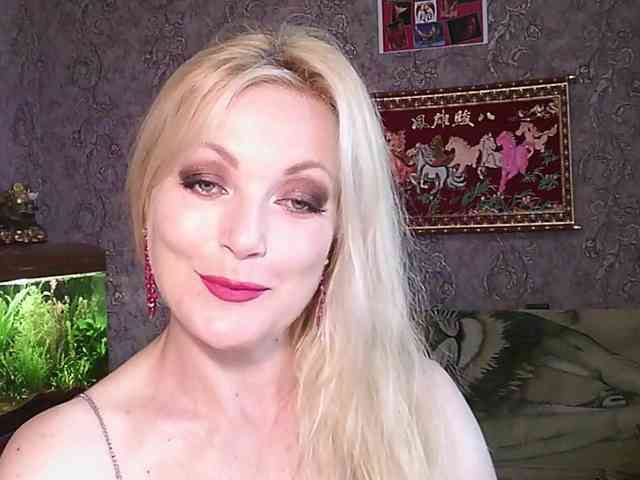 JanessNE webcam