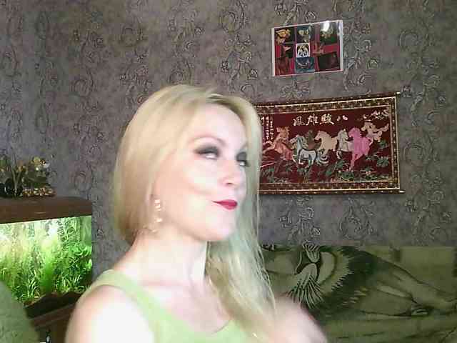 JanessNE webcam