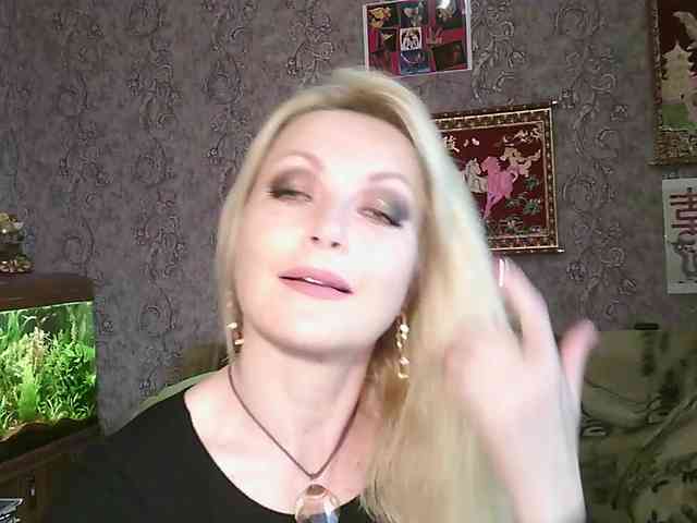 JanessNE webcam