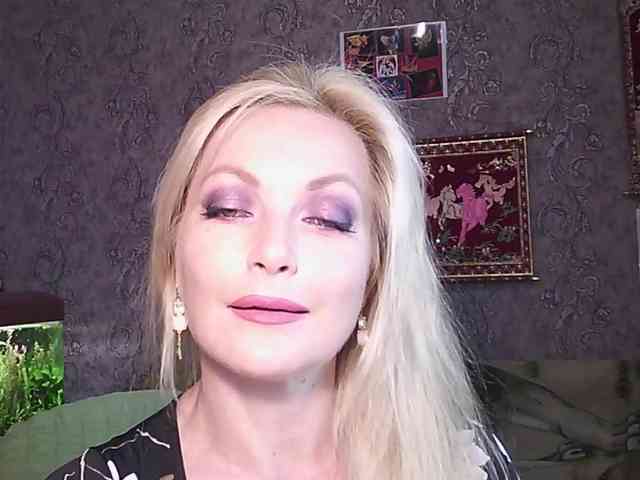 JanessNE webcam