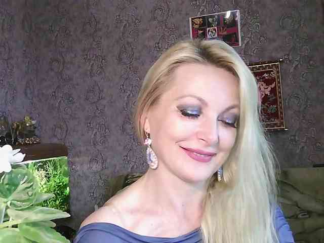 JanessNE webcam