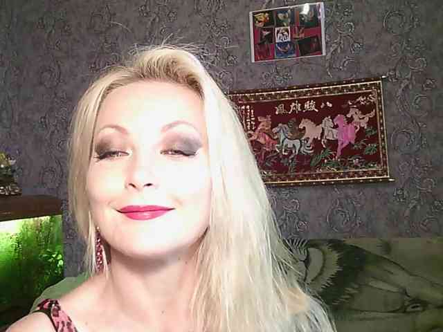JanessNE webcam