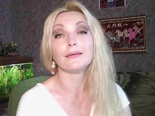JanessNE webcam
