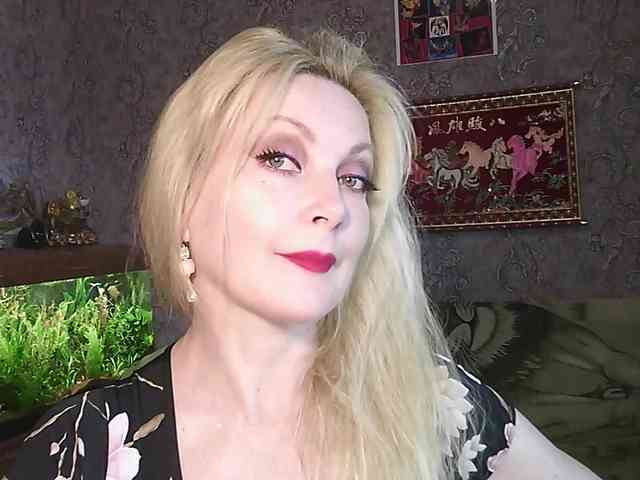 JanessNE webcam