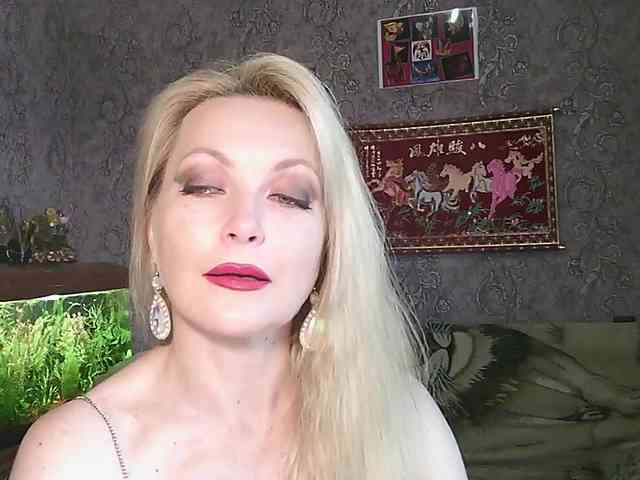 JanessNE webcam