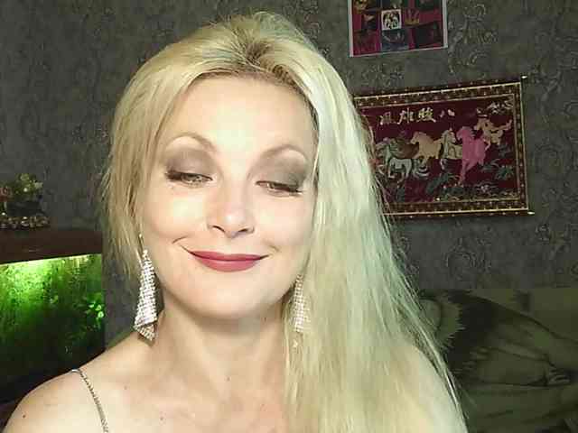 JanessNE webcam