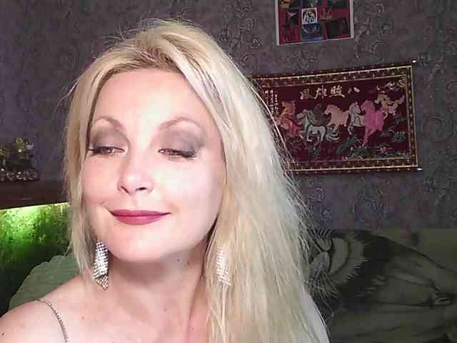 JanessNE webcam