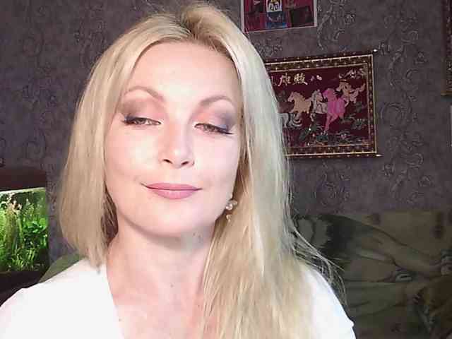 JanessNE webcam